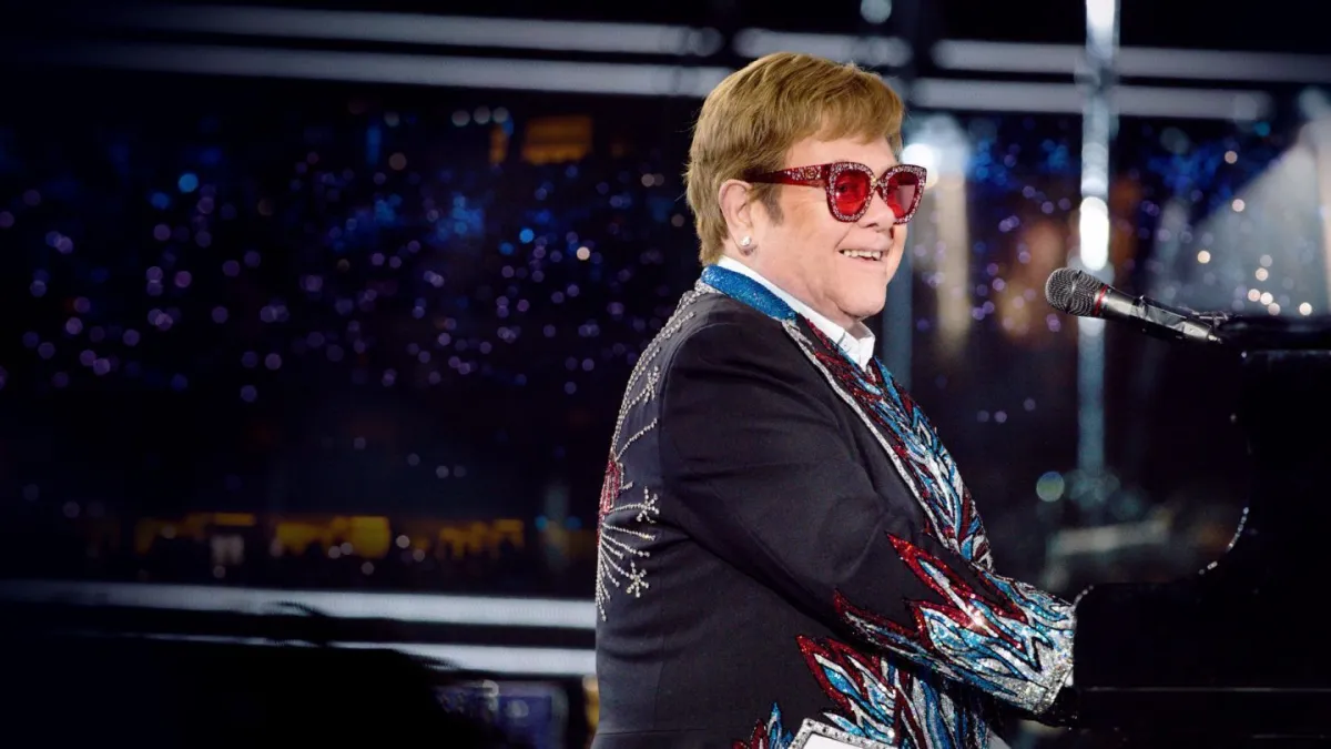 Elton John saiu da aposentadoria? Veja o que ele diz sobre show no Rock in Rio