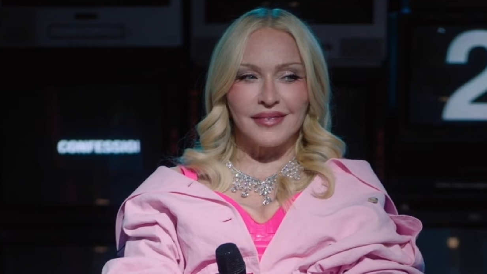 Madonna atinge marca histórica de Taylor Swift, Beatles e Drake nas paradas americanas