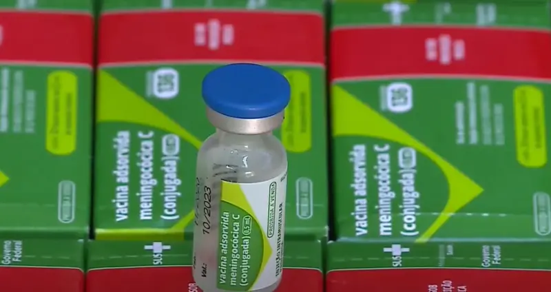 Londrina amplia vacinação contra meningite para jovens de até 24 anos