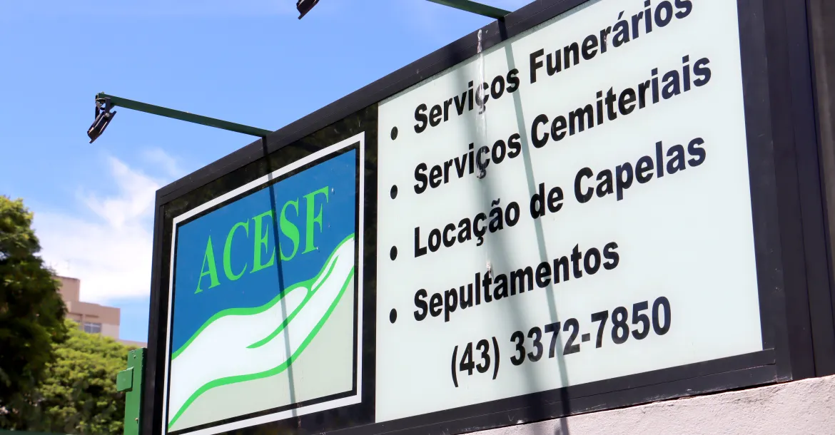 Famílias têm até dia 27 de outubro para reformar túmulos nos cemitérios municipais de Londrina