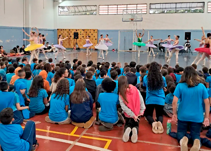 Funcart leva mais uma edição do Projeto Dança nas Escolas em quatro escolas municipais