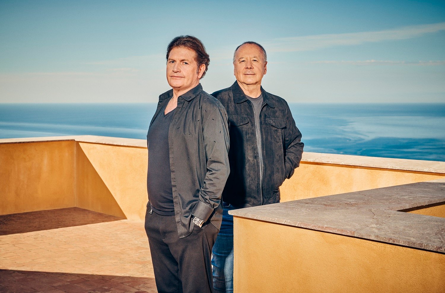Simple Minds relança clássico e reafirma vitalidade musical