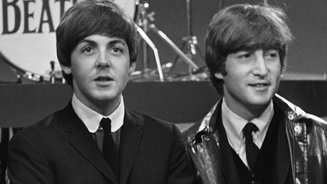 Como John Lennon reagia ao ouvir críticas a Paul McCartney após o fim dos Beatles