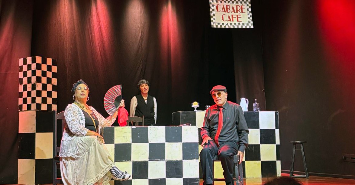 Funcart apresenta  “Cabaré Café” nesta terça (21) no Bar Valentino
