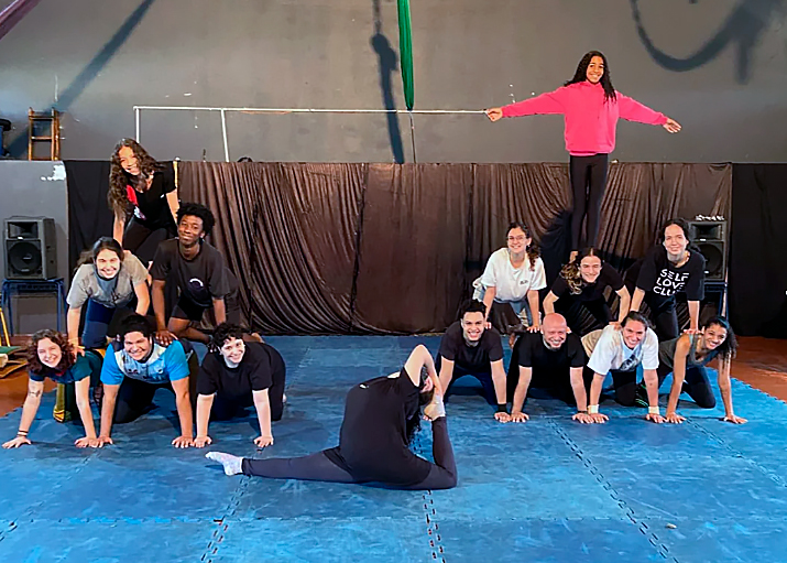 Projeto Circo Livre se apresenta na Feira da Praça do Luiz da Sá neste sábado (22)