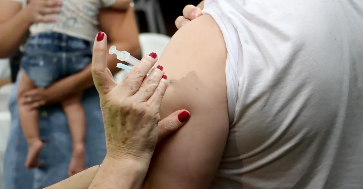Londrina segue com vacinação contra Influenza e reforça a importância da proteção