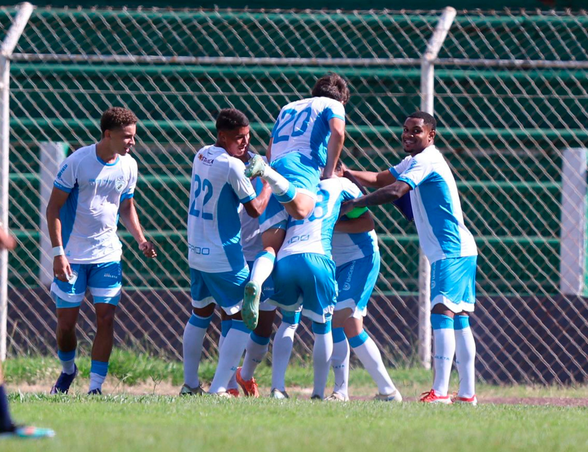 Janela antecipada da CBF acelera reforços do Londrina para a Série B