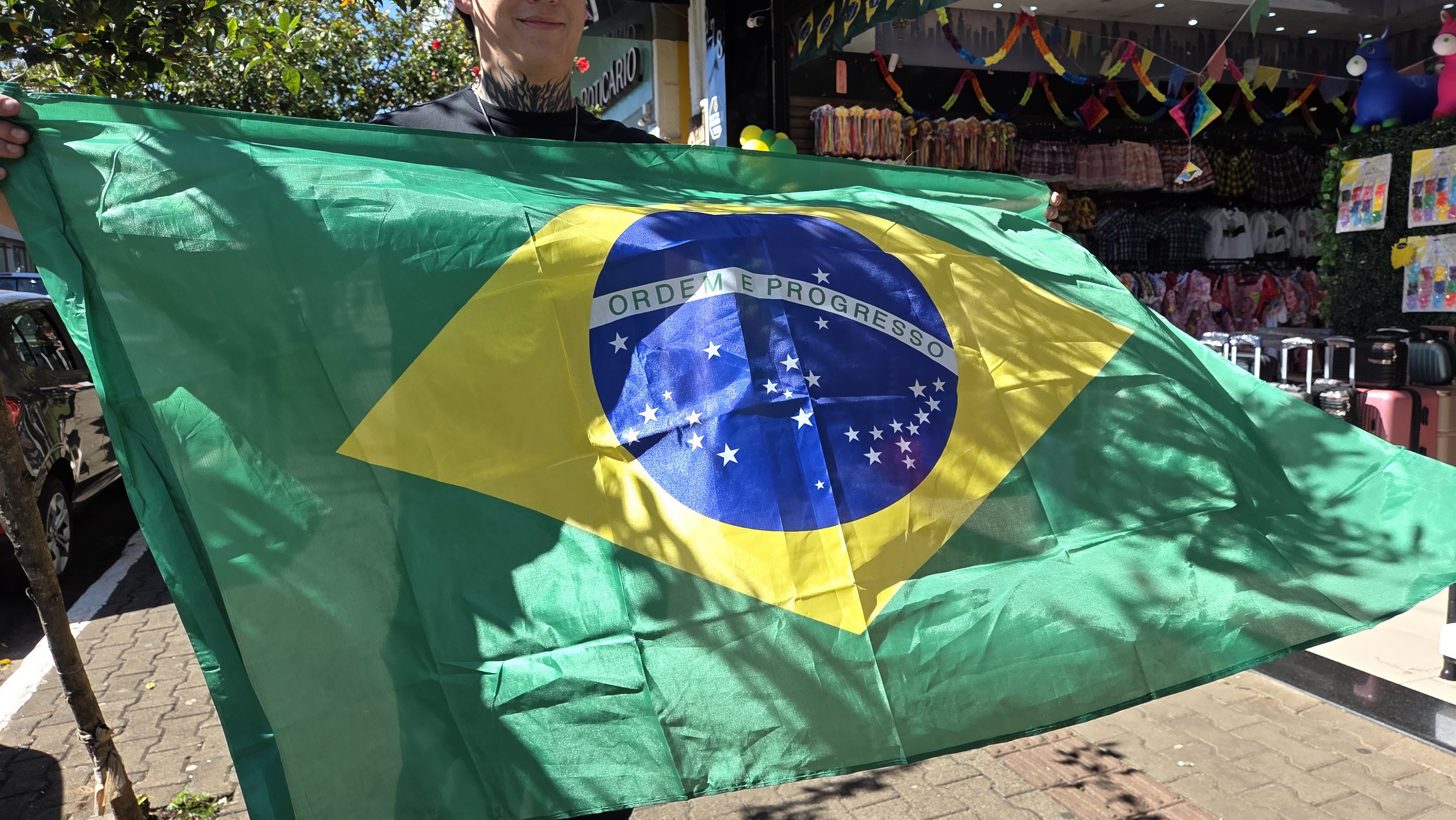 Copa do Mundo altera horário de shoppings e supermercados em Londrina