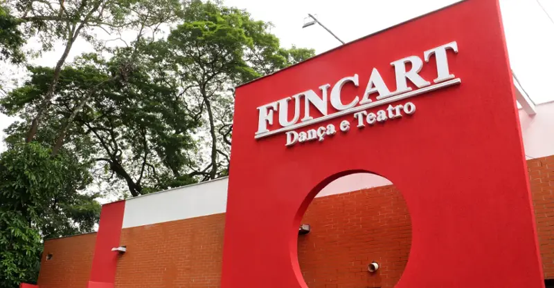 Escola Municipal de Dança de Londrina abre vagas para cinco modalidades