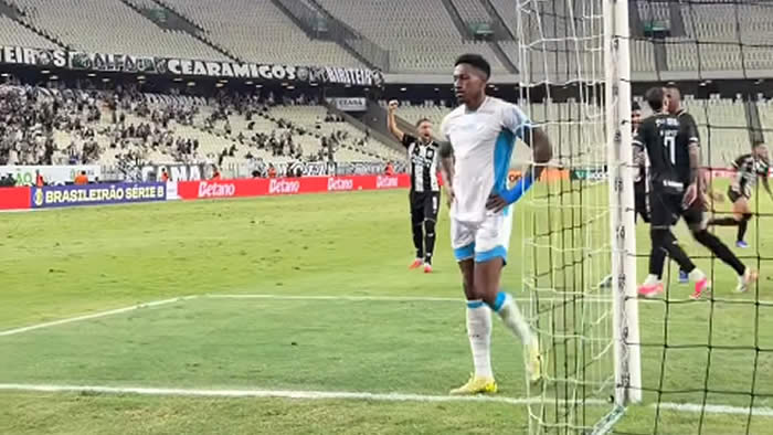 Londrina sofre virada do Ceará e tem oitavo jogo seguido sem vitória na Série B