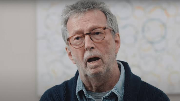 Eric Clapton anuncia turnê no Reino Unido para maio de 2027