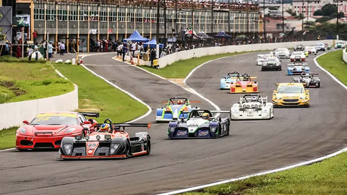 Autódromo tem 3ª etapa do Londrina Racing Show durante o feriado