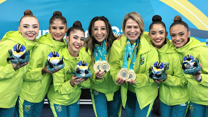 Com londrinenses, Brasil conquista ouro na Ginástica Rítmica no Pan