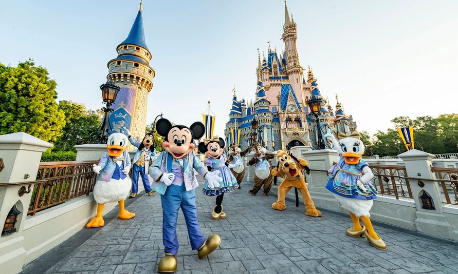 Não seja expulso da Disney! Parque tem regras para roupa e até tattoo