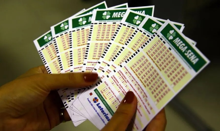 Ninguém acerta as seis dezenas da Mega e prêmio vai para R$ 40 milhões
