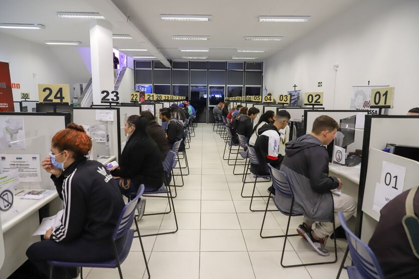 Semana começa com 15,7 mil vagas nas Agências do Trabalhador