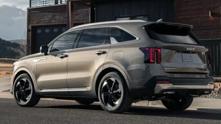 Kia Sorento ganha novo visual e será vendido no Brasil