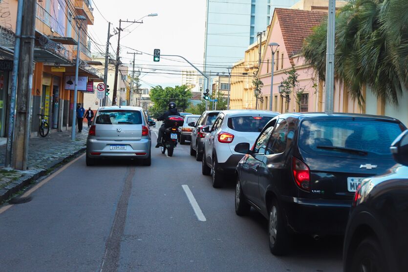 Detran-PR divulga calendário da renovação do licenciamento de 2024