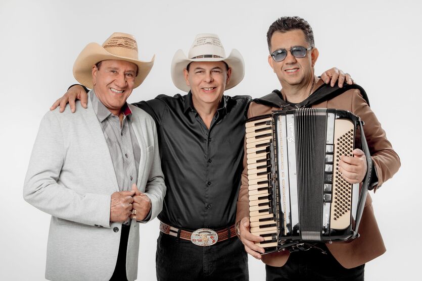 Litoral recebe shows do Trio Parada Dura, Amado Batista e Raça Negra