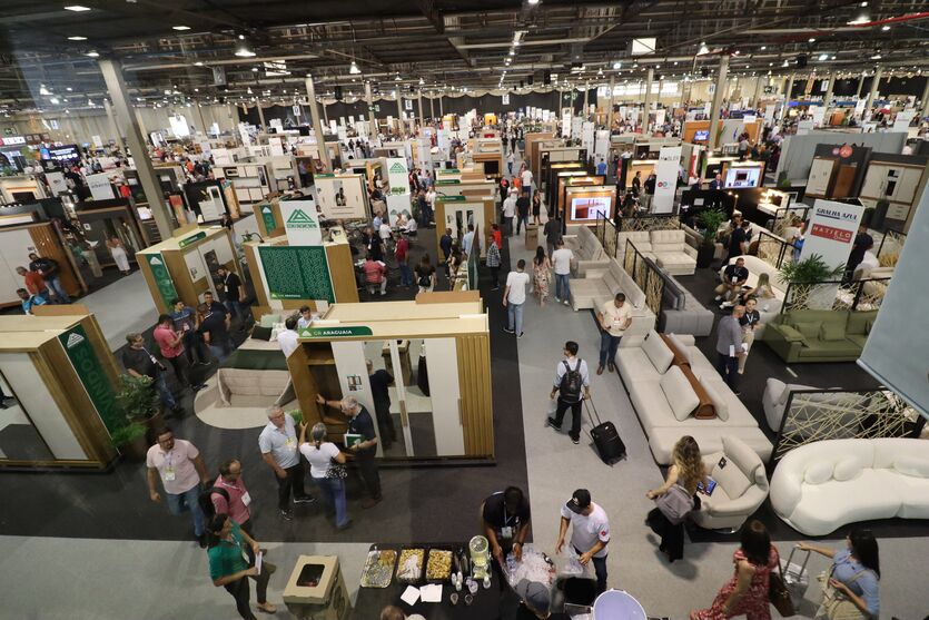 Maior evento moveleiro do País espera 17 mil pessoas em Arapongas