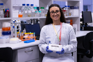 Bióloga desenvolve kit de diagnóstico rápido de câncer de mama