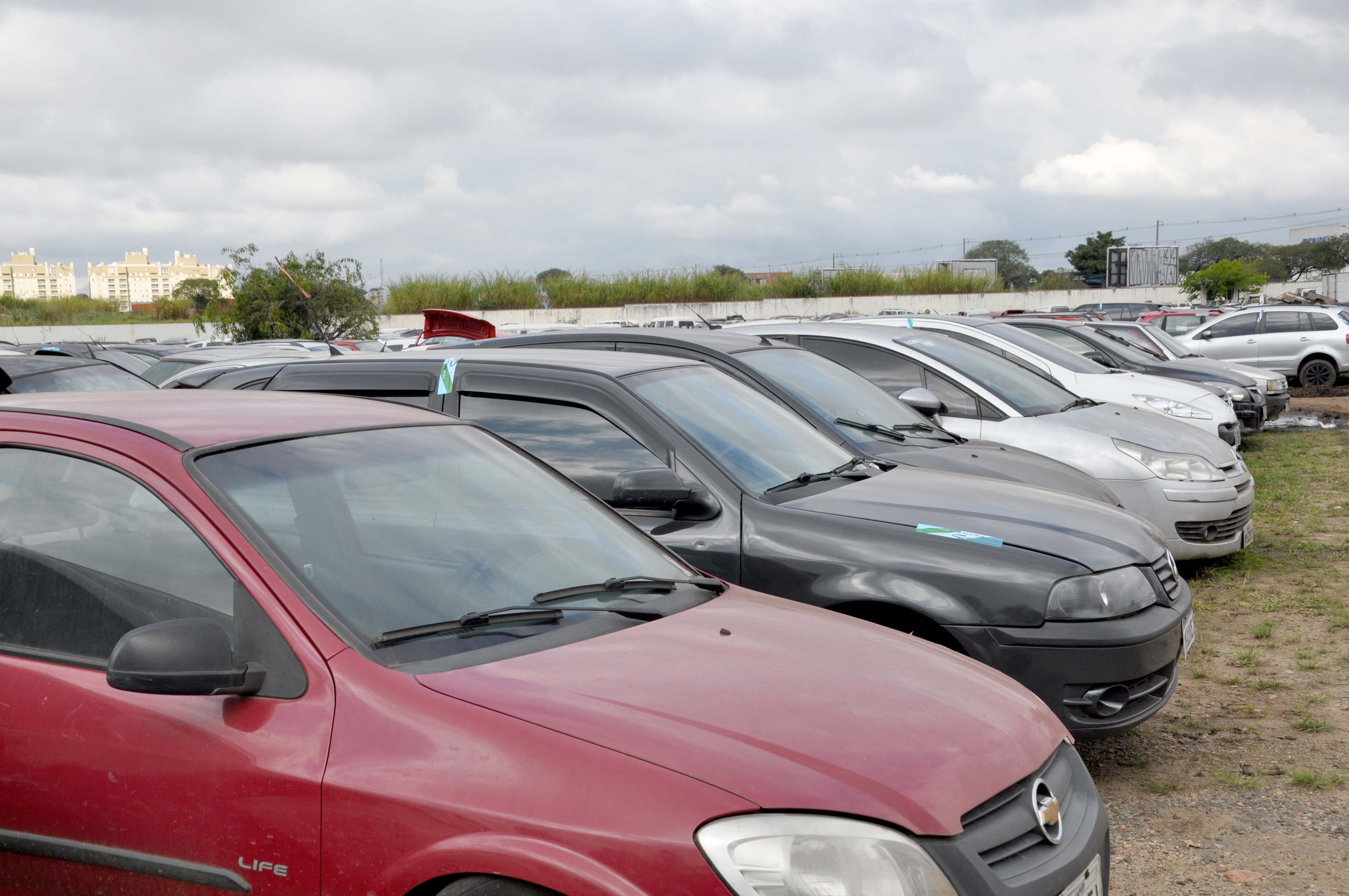 Detran-PR vai leiloar 344 veículos para circulação em vias públicas