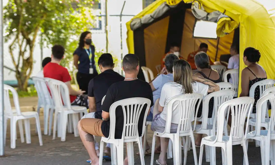 Negociações sobre autotestes para dengue estão em andamento