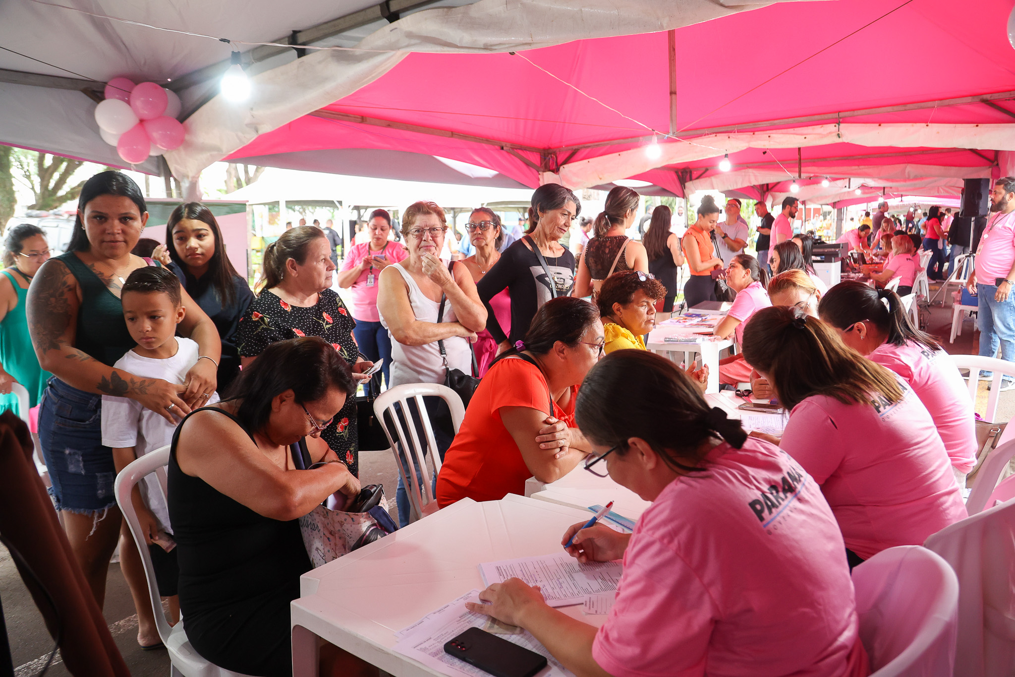Paraná Rosa em Ação realizou 8.394 atendimentos em Londrina