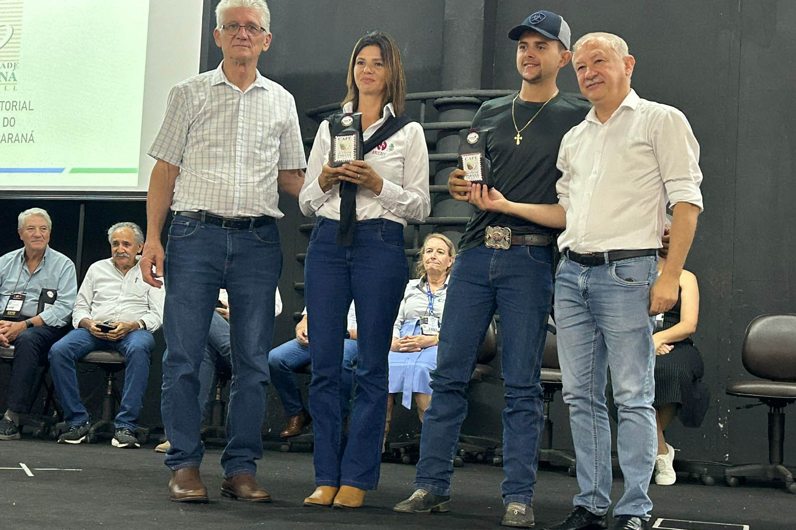 Encontro de cafeicultura anima programação da ExpoLondrina