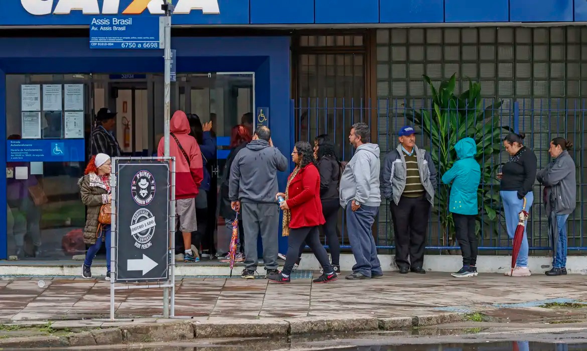 Auxílio reconstrução não foi acessado por todos os atingidos