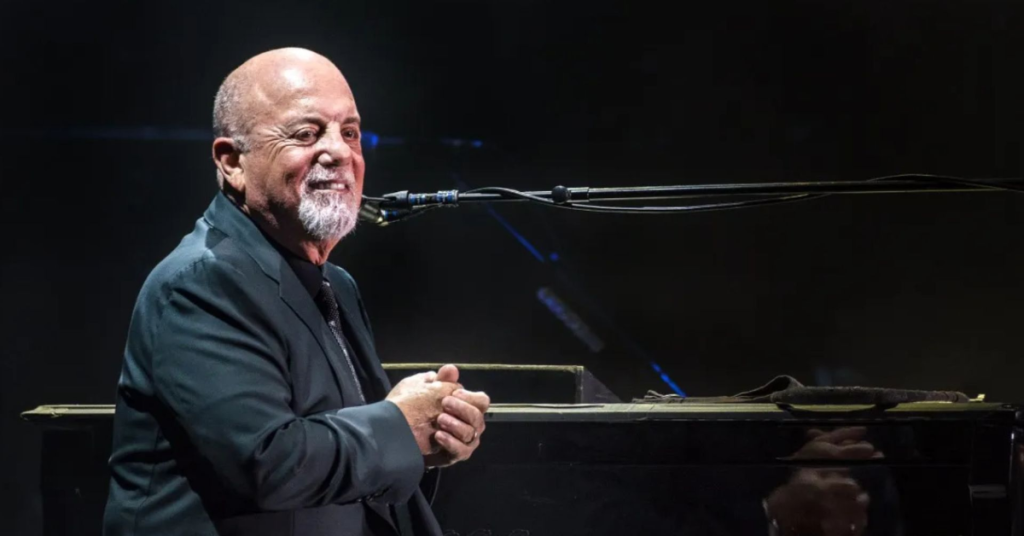 Em seu último show, Billy Joel emociona Nova York
