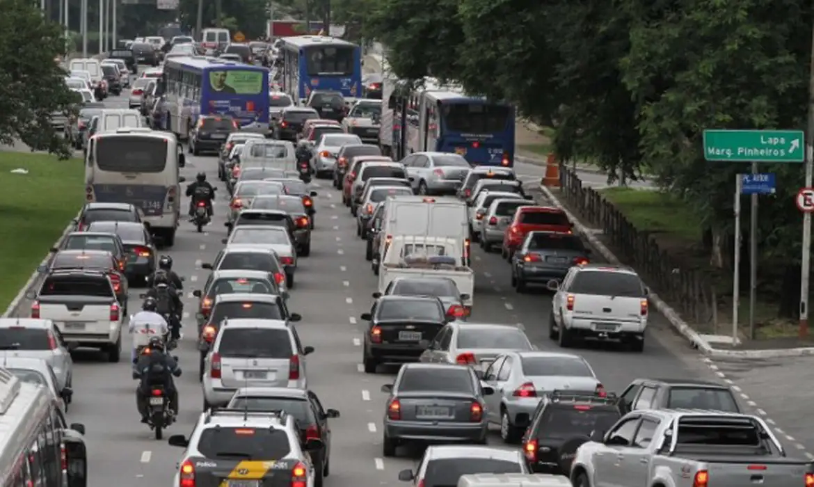 São Paulo: rodízio de veículos fica suspenso até o início de janeiro