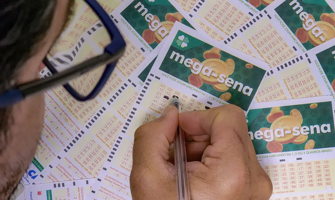 Mega-Sena sorteia prêmio acumulado em R$ 12 milhões nesta terça (6)