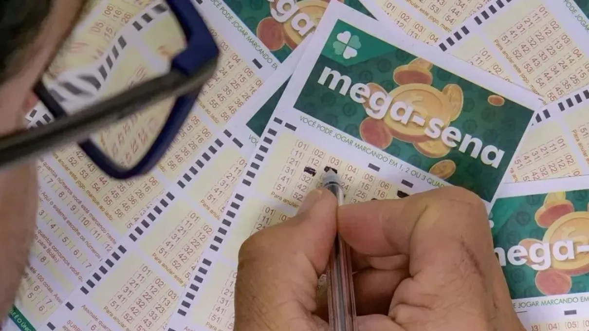 Ninguém acerta Mega-Sena e prêmio sobe para R$ 50 milhões