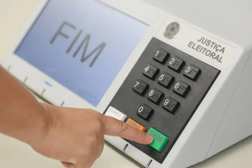 
		Eleições municipais não terão voto em trânsito