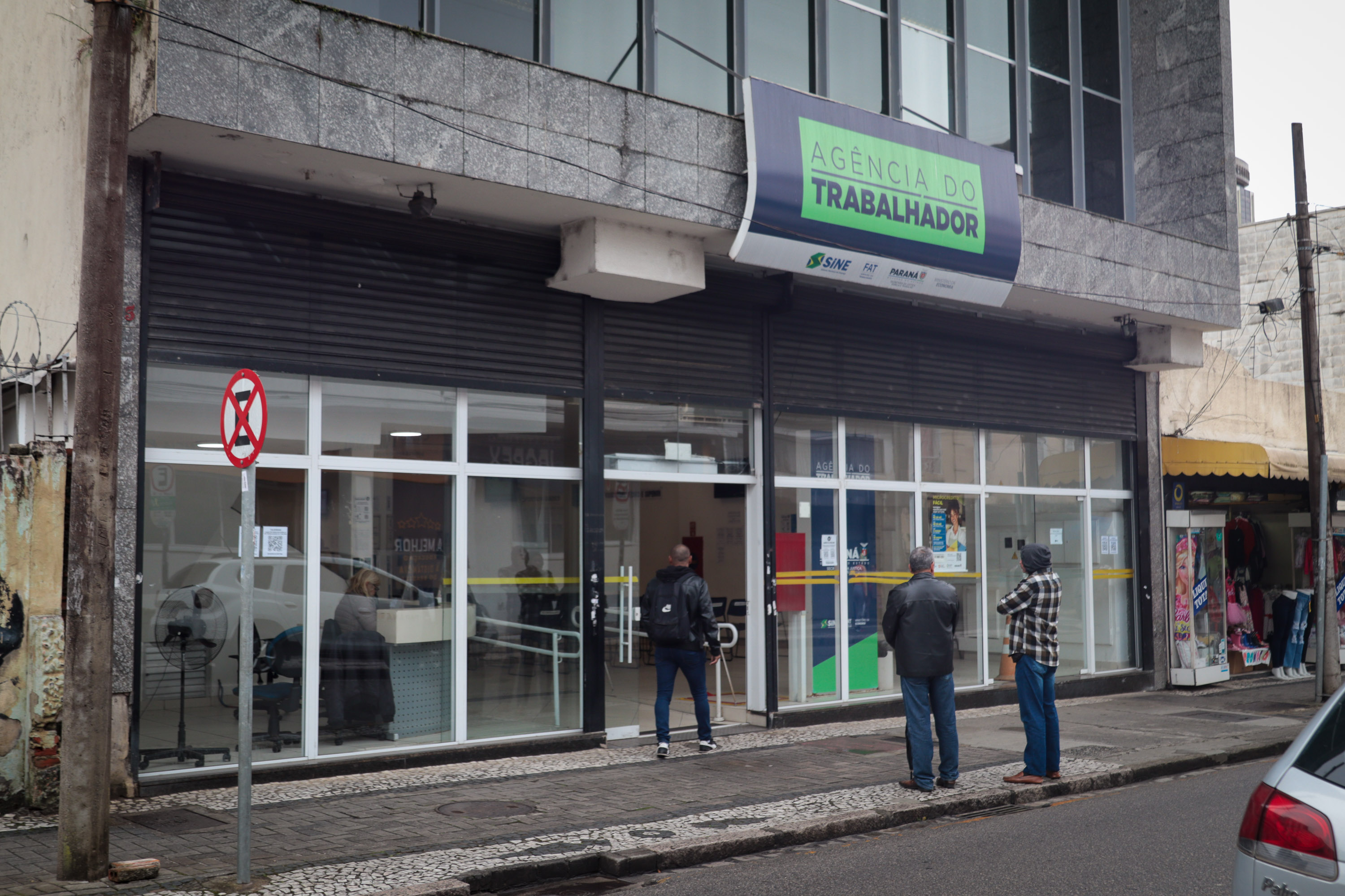 Agências do Trabalhador do Paraná têm 20,1 mil vagas; confira