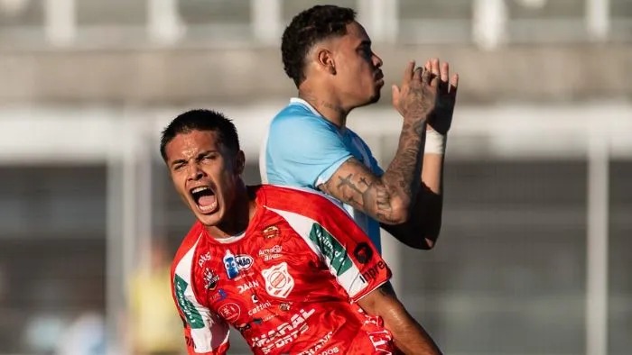 Londrina empata nos acréscimos e perde liderança do Paranaense