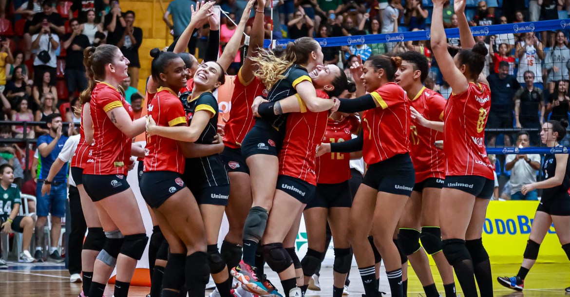 Londrina Vôlei joga contra o Flamengo nesta sexta-feira (7)