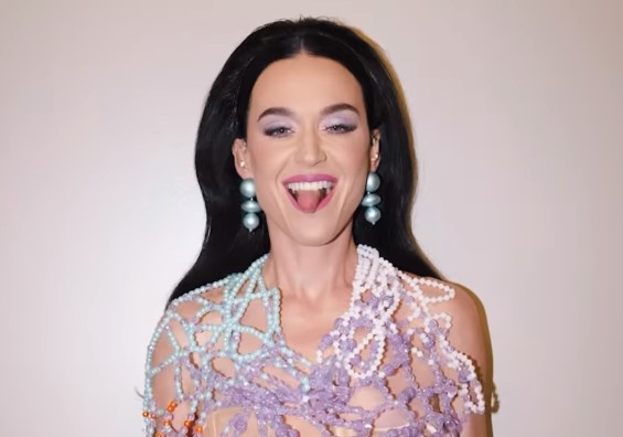 Katy Perry irá ao espaço com 1ª tripulação feminina da história