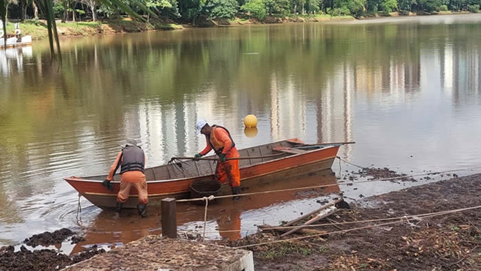 Lago Igapó II volta a apresentar vazamento após rompimento de bags